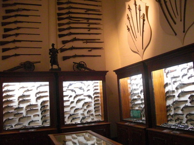 guns